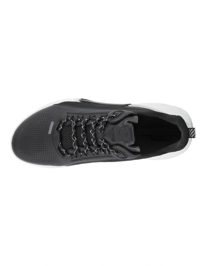 Biom 2.0 Leather Sneaker in Black