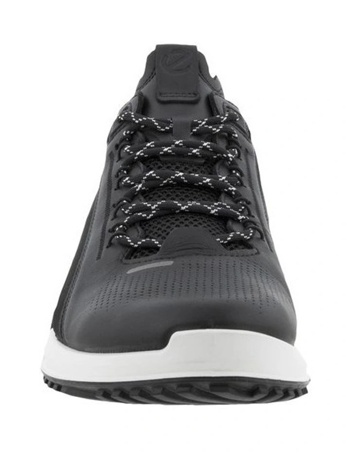 Biom 2.0 Leather Sneaker in Black