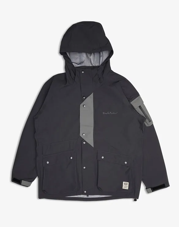 Pinnacle Mountain Black Parka | Deus Ex Machina | Watch Wear