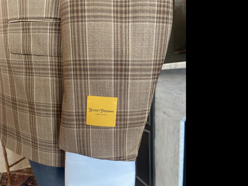 TAN AND BROWN PLAID SPORTCOAT