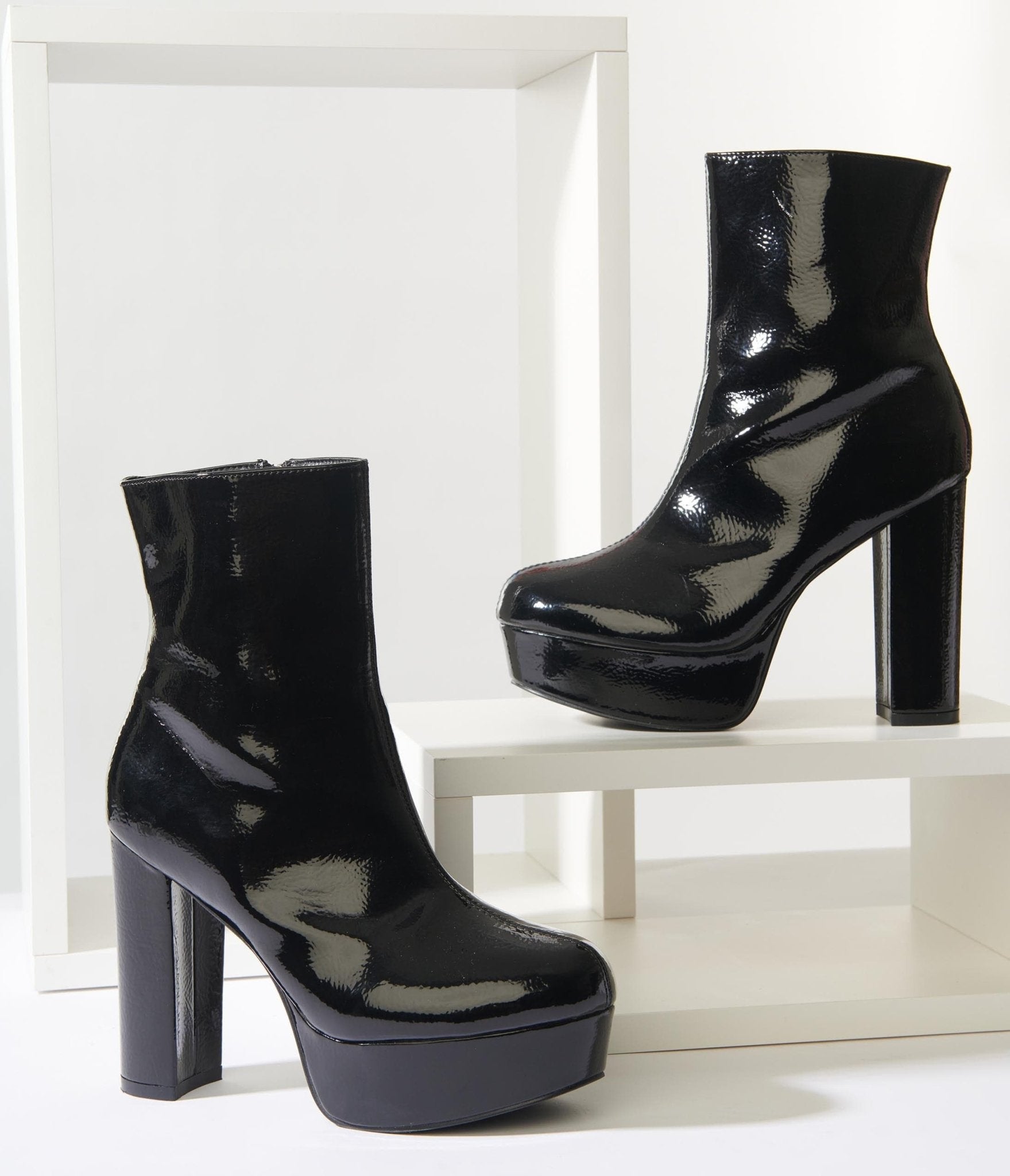 Unique Vintage Black Platform Heel Ankle Boots