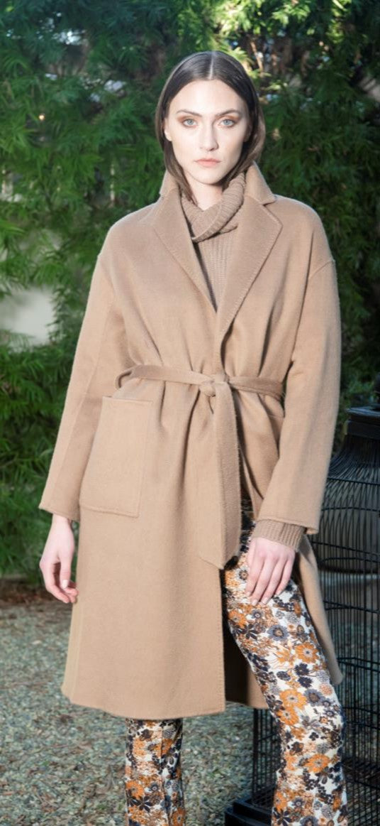 Van Kukil Cashmere Long Coat with Pockets