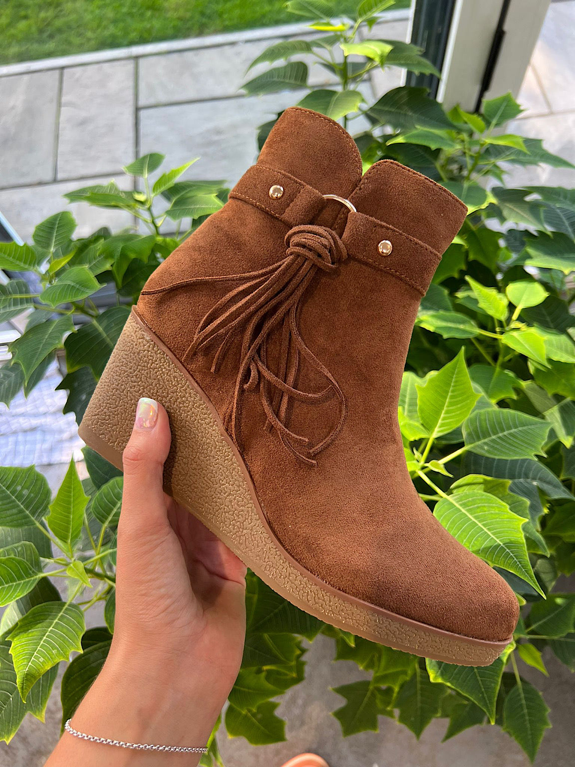 Wedge Tassel Detail Boots